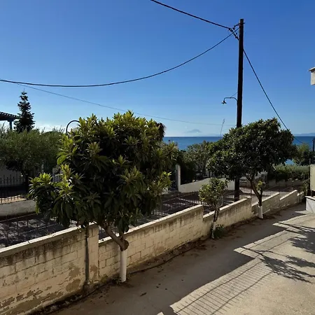 Sea View Chic Kariani