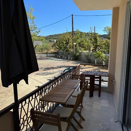 Апартаменты Sea View Chic Kariani