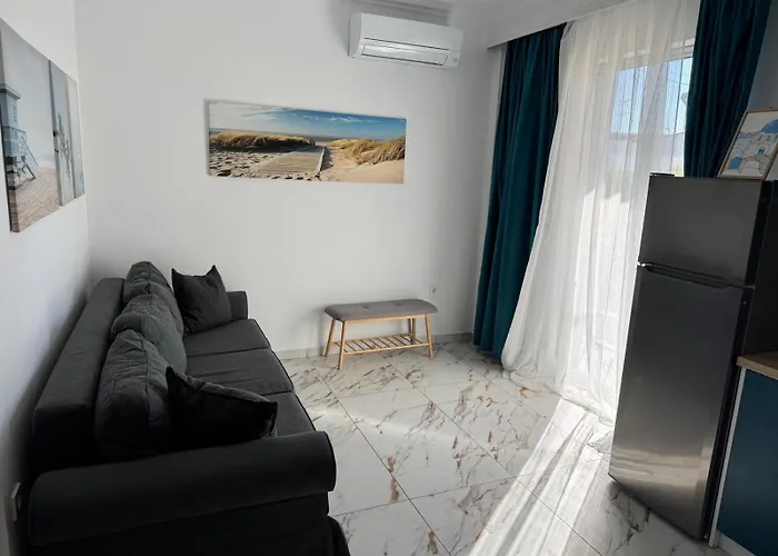 Apartament Sea View Chic Karianí